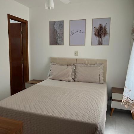 Beleza De Apartamento 300 Metros Da Praia غوارويا المظهر الخارجي الصورة
